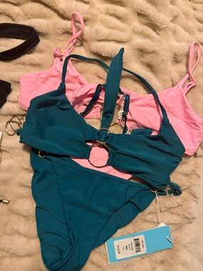 BEACH BUNNY SWIMWEAR - BIKINI BUNDLE, SIZE MEDIUM
